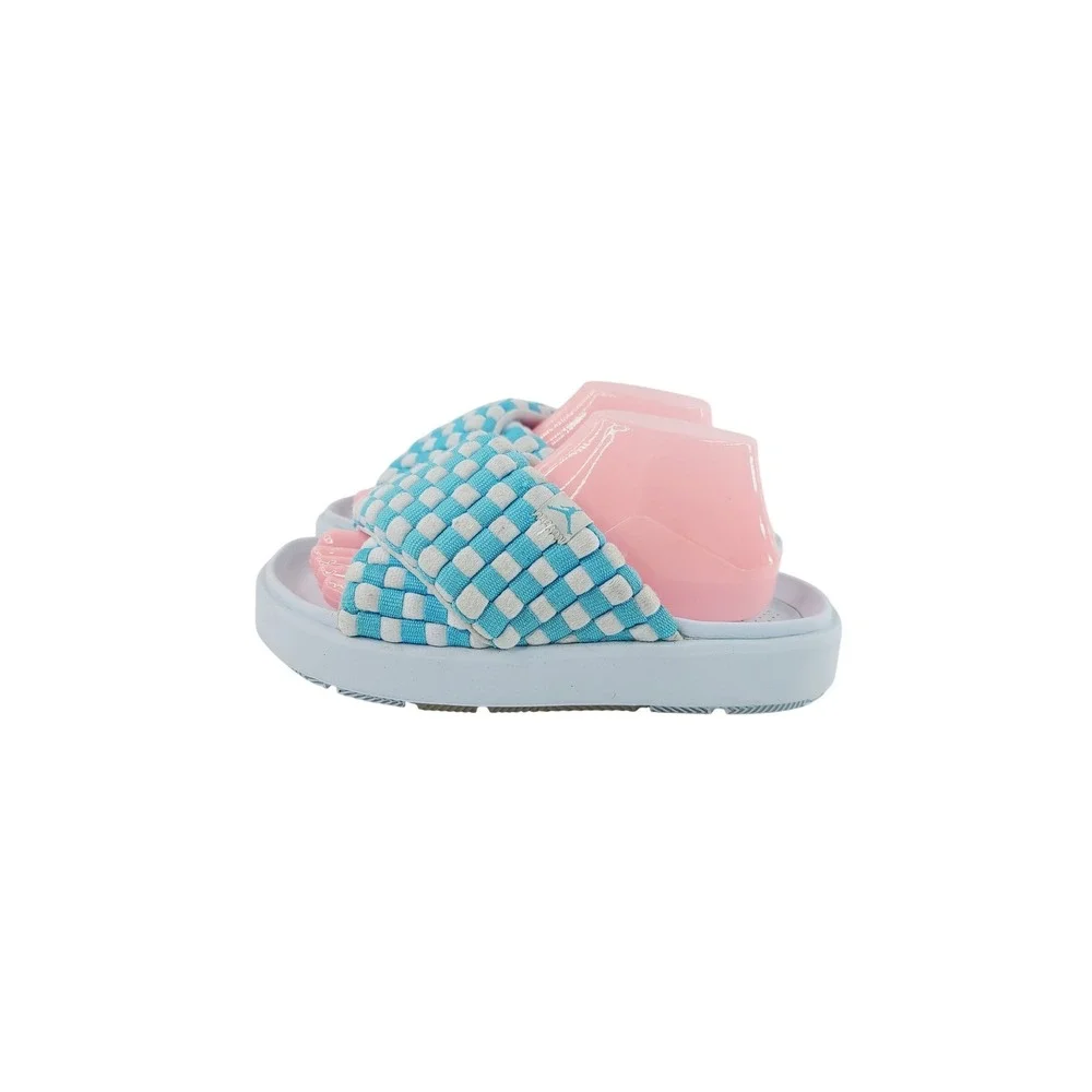 Jordan, Fabric Upper, Rubber Sole Athletic Slide, Women, Size 8, Blue / White. - Picture 1 of 7